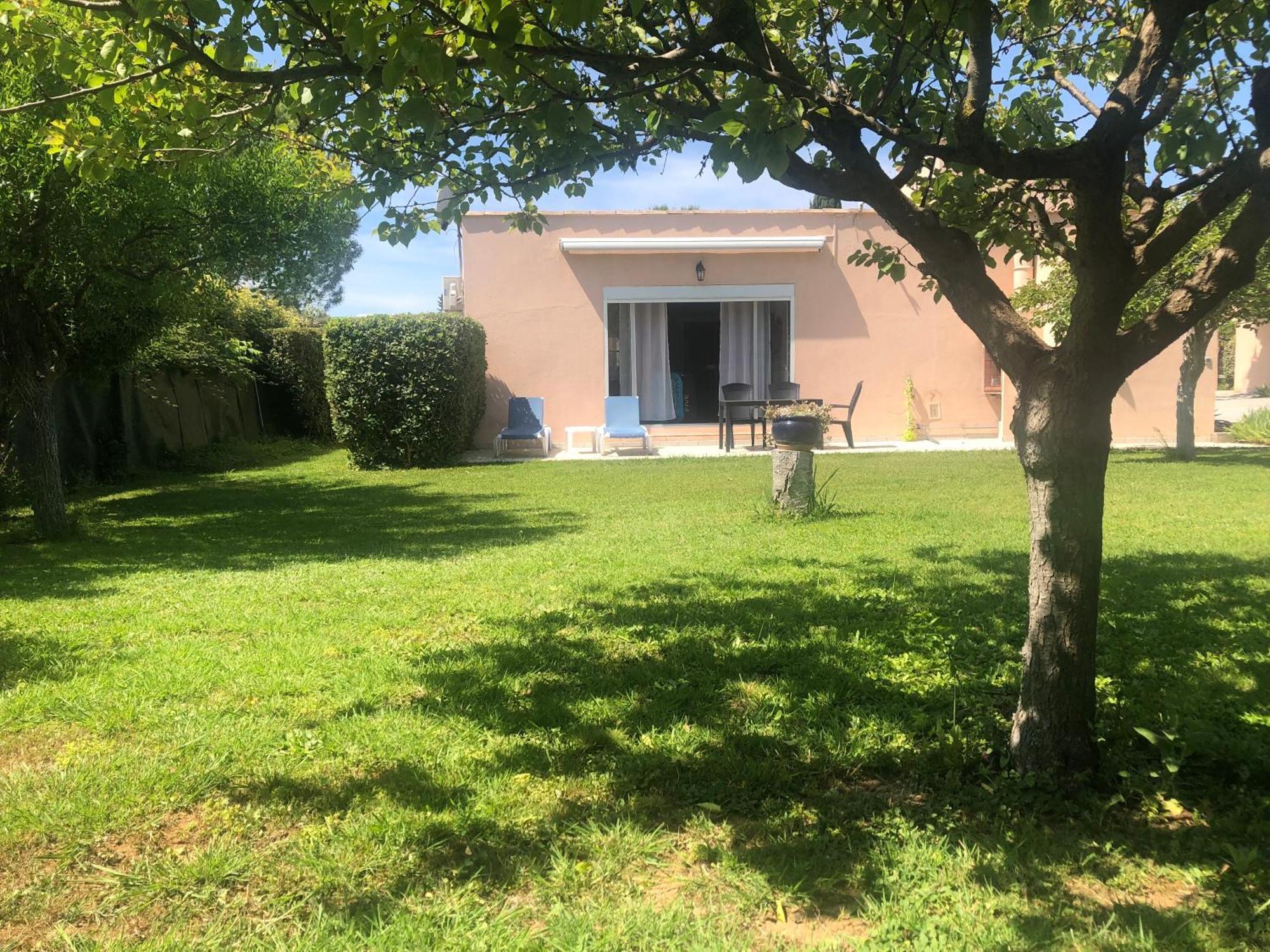 Les Bougainvillees De Camargue Villetelle Habitación foto