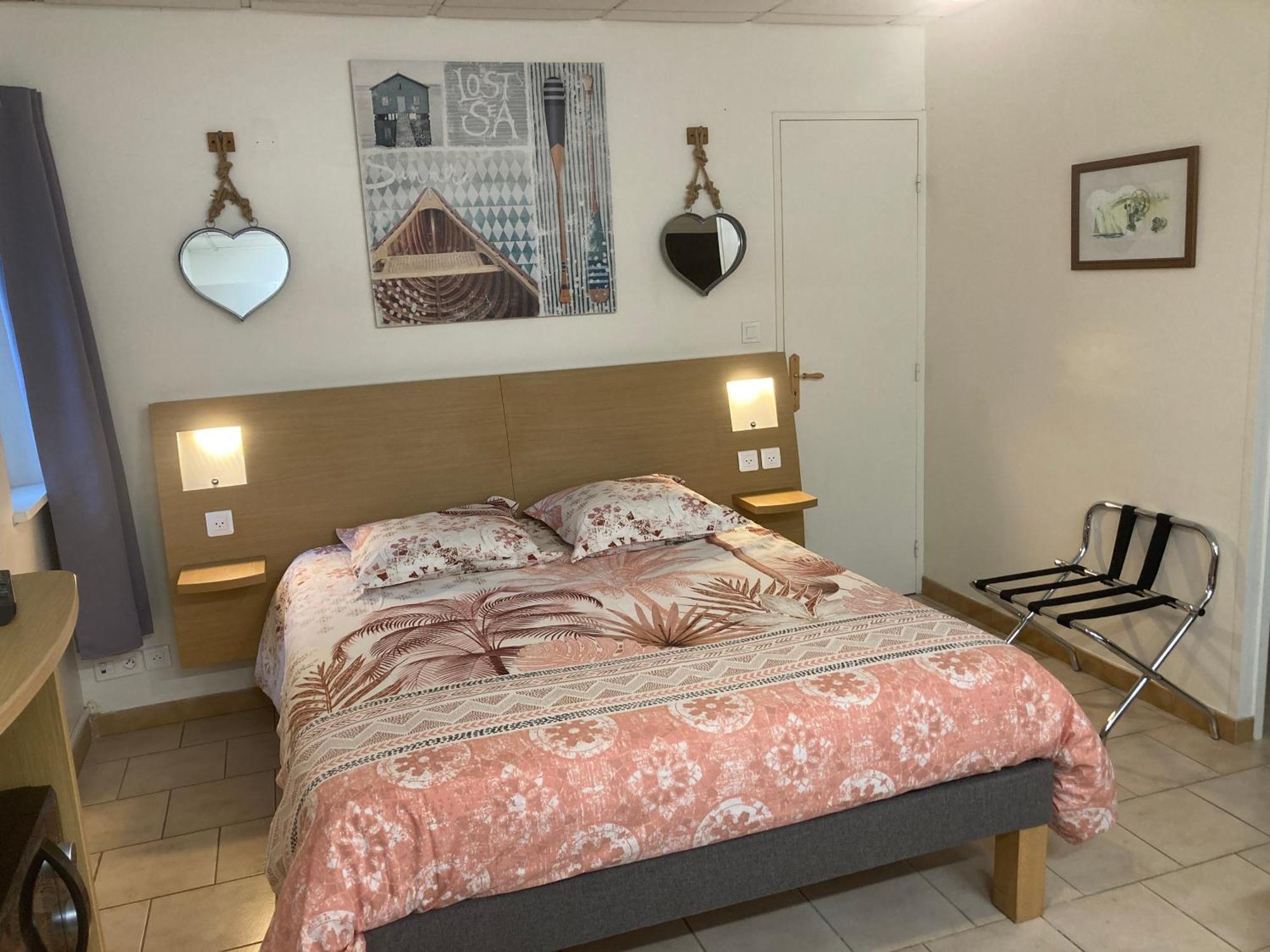 Les Bougainvillees De Camargue Villetelle Habitación foto