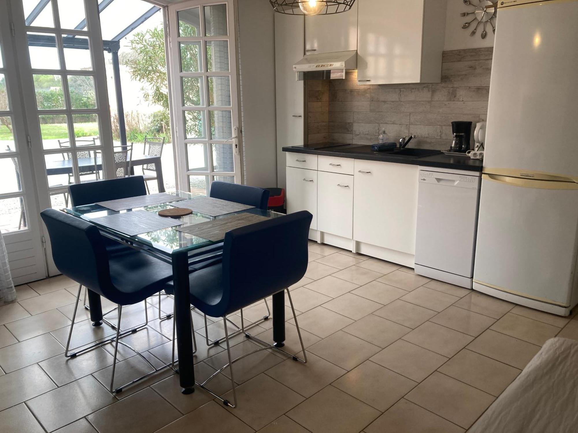 Les Bougainvillees De Camargue Villetelle Habitación foto